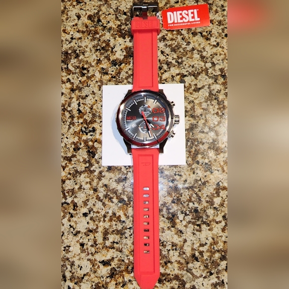 Diesel Double Down 2.0 Red Silicone Watch - Picture 2 of 6